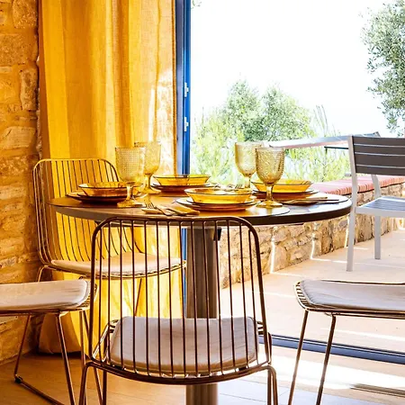 Nous Village Alikí