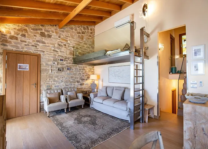 Nous Village *