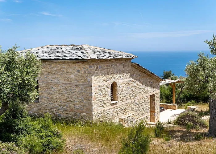 וילה Nous Village Alikí