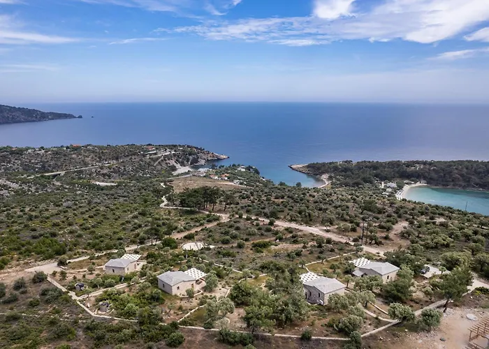 Nous Village וילה Alikí