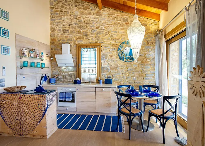 וילה Nous Village