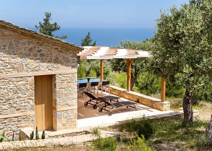 Nous Village Alikí