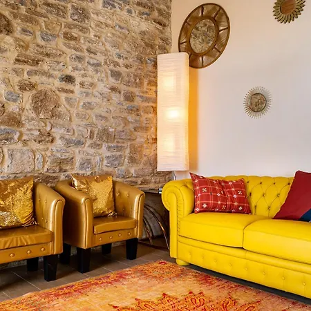 Villa Nous Village