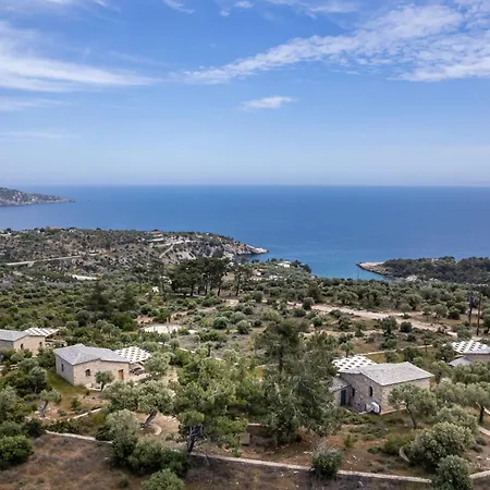 Villa Nous Village