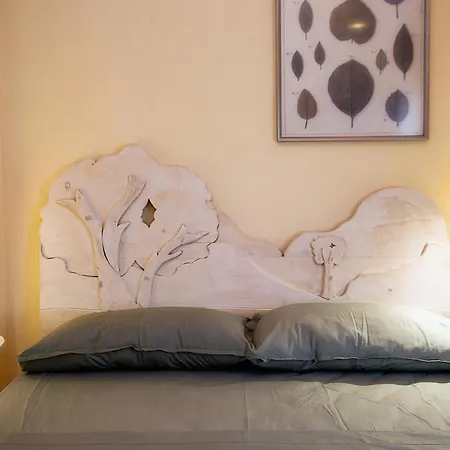 Villa Nous Village *