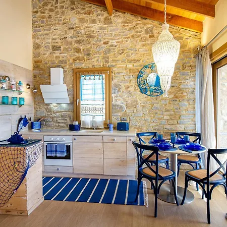 Villa Nous Village